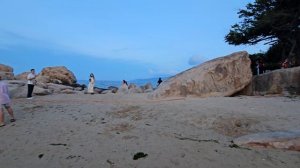 Достопримечательности Нячанга, сад камней на севере. Красивый вид севере Нячанга на закате.