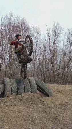ПОЛЁТ ШМЕЛЯ!