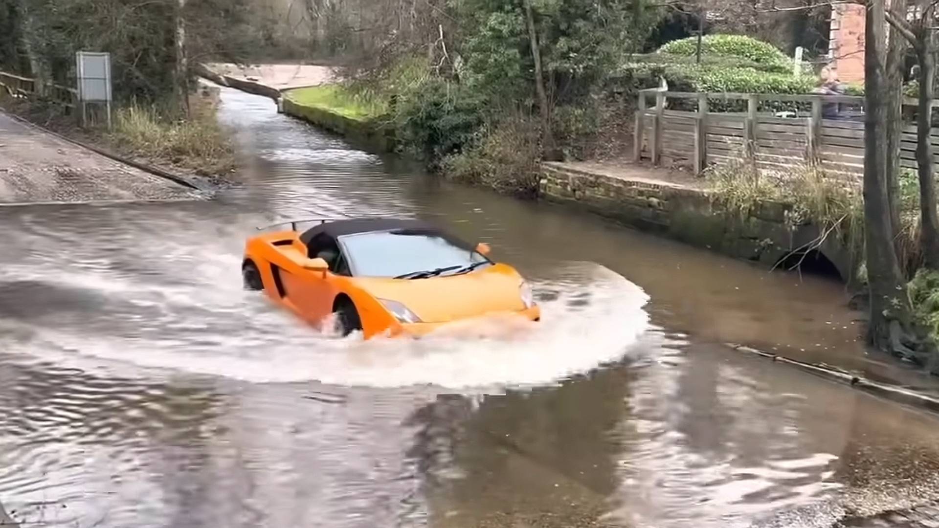 ЛАМБА В ГЛУБОКУЮ ЛУЖУ! Гидроудары! смотреть онлайн