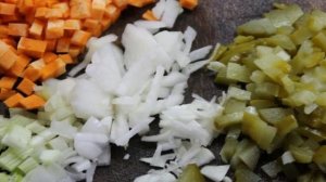 Быстрая рыбная солянка на сковороде