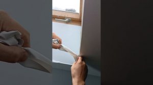 Оформление откосов натяжным потолком на мансарде