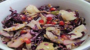 Салат из красной капусты с курицей грушей и картошкой