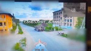 Российский дрон красиво залетает в десантное отделение украинского MRAP в Константиновке.