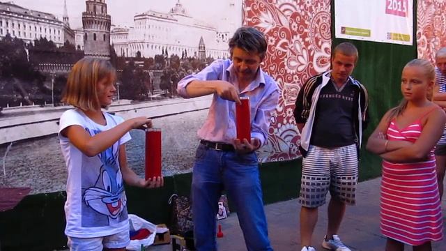 В меру датый фокусник на Арбате смотреть онлайн