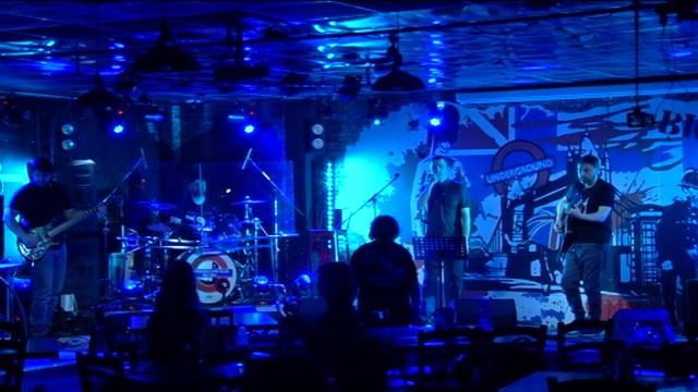 2023-05-01 - Группа «АКУРА» - Первомайская Акустика в клубе «Big Ben»