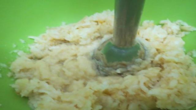 Десерт из яблок в сиропе