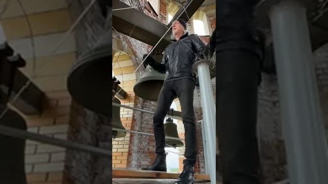 Колокольный звон в честь Жён-мироносиц