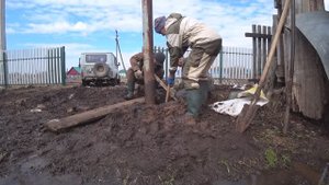 уаз вырывает столбы