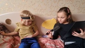 Ульяна 5 лет. Интервью. Бассейн.