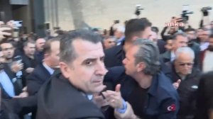 Председатель турецкой оппозиции подвергся нападению