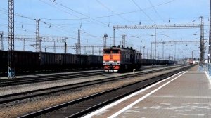 Тепловоз 2ТЭ10М-2738. Резервом. Звук 10Д100.