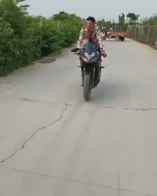 Супер Байкер! 😂😂😂