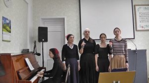 Не забывайте тех, кто любит вас и ждет
