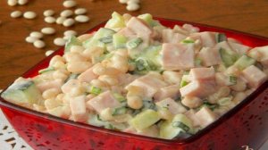 Салат из фасоли с ветчиной