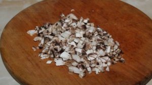 Картофель с жареными грибами на сливках