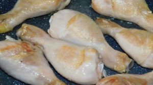 Куриная сковорода с кабачками