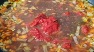 Зелёный борщ с фасолью