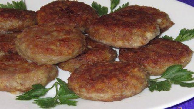 Котлеты из мяса утки