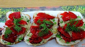 Бутерброды с вялеными помидорами