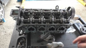 Загнуло клапана снятие установка ГБЦ на Hyundai Elantra 2,0 Хендай Элантра 2002 года 2часть