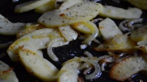 Горячий бутерброд с ветчиной и яблоками