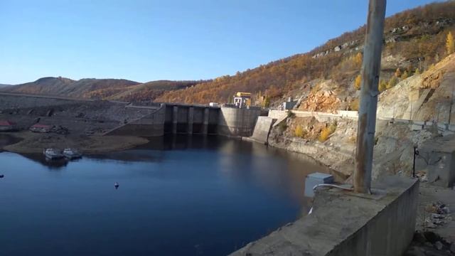 Юмагузинское водохранилище возле дамбы смотреть онлайн