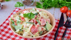 Салат с пекинской капустой болгарским перцем и помидорами