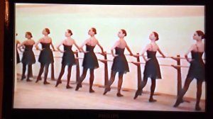 НАРОДНО-СЦЕНИЧЕСКИЙ ТАНЕЦ-УПРАЖНЕНИЯ У ПАЛКИ-ШКОЛА СТУДИЯ КАЗАНЬ