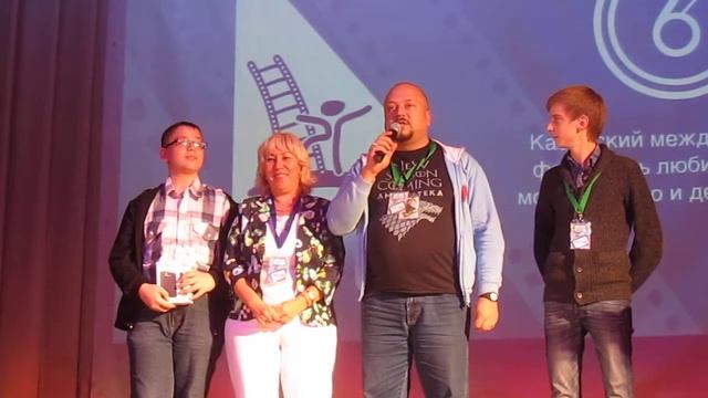 Главный редактор "КВ" Венера Якупова вручает специальный приз смотреть онлайн