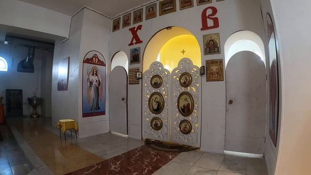 Дорогие братья и сестры! Божественная служба храм Святой Троицы смотреть онлайн