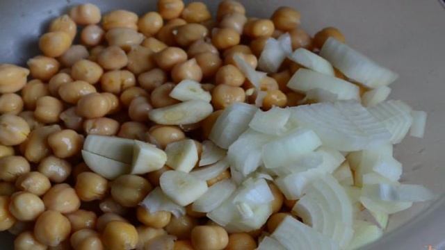 Закусочные шарики из нута