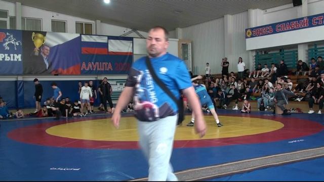 Открытое первенство г.Алушты по греко-римской борьбе среди юношей памяти МС Левона Агабабяна-1, В смотреть онлайн