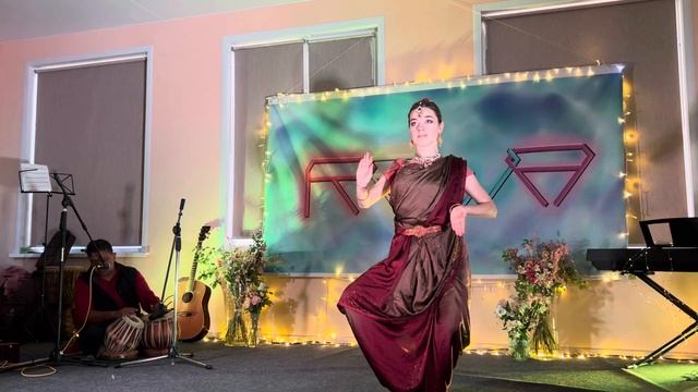 RAWA | Медовая Горка | Тверь | Мринал Патхак и его ученица Алина Сазонова смотреть онлайн