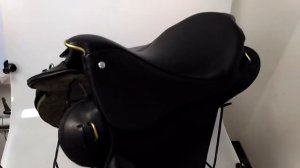 Седло офицерское черное с золотым кантом | Магазин конной амуниции Sedla.ru