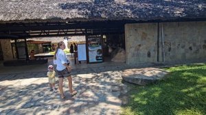 Пруд с лотосами. Приехали в спа комплекс I-Resort в Нячанге. Вьетнам