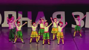 Танец "Гномики", ансамбль детского игрового танца "Солнечные зайчики", ДДК им. Пичугина