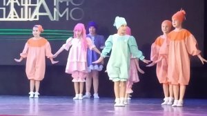 Отчетный концерт у Евы по танцам. 2025г