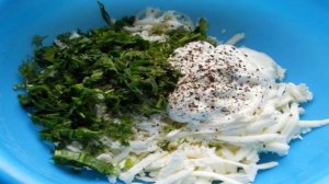 Вафельные корзиночки с брынзой и семгой