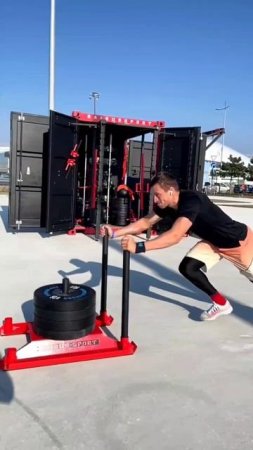 MOBILE WORKOUT UNIT
«CUBE»
Тренировочный комплекс