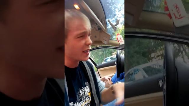 СергейV_От всей души, под прикольный битос (рэп в машине) смотреть онлайн