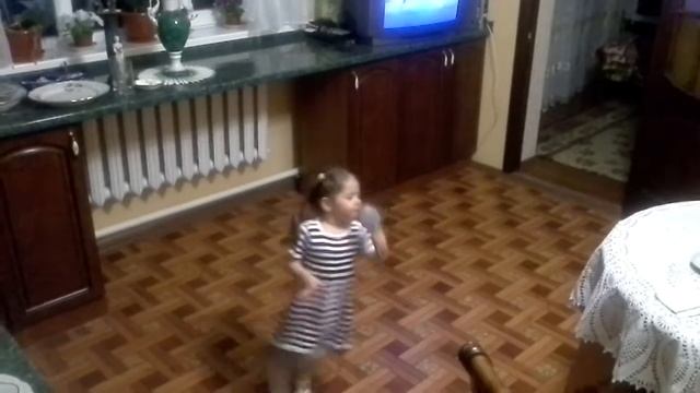 Бегать, скакать, носиться ) смотреть онлайн