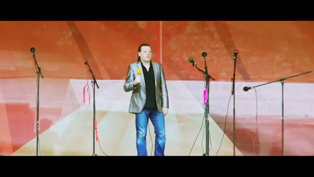 БЕZСМЕРНЫЙ ПОЛК. /Полк без смерти/
Музыка Владимир Нелюбин. Текст - Юрий Болдырев.