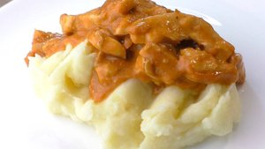 Очень простая подлива из куриного филе. Самый вкусный рецепт!