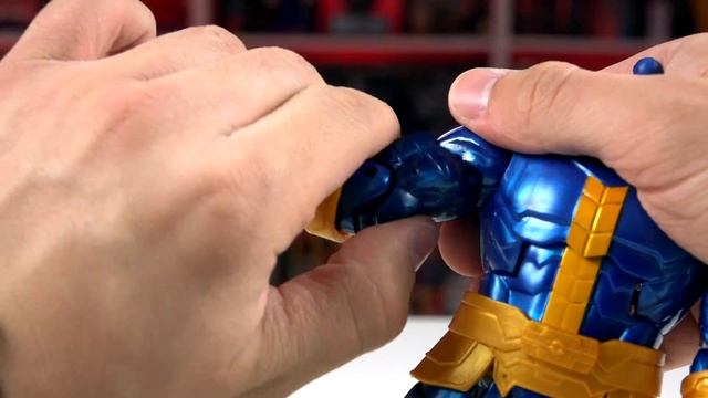 ЭКСКЛЮЗИВНЫЙ ТАНОС от Marvel Legends! смотреть онлайн