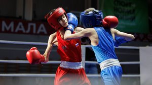 Сила, мужество, память: лучшие моменты турнира по боксу в Тарко-Сале