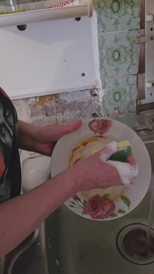 Чудесное средство для мытья посуды