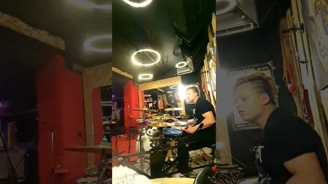 коротко о том как я вчера порепала🤣🥁🔥🤘