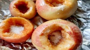 Яблоки печеные в мультиварке