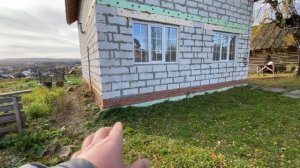 Трещина в фундаменте, трещина в стене. Треснул фундаме