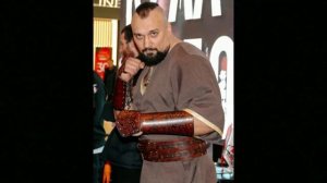 ХОЧЕШЬ УМЕТЬ ДРАТЬСЯ-ДЕРИСЬ!